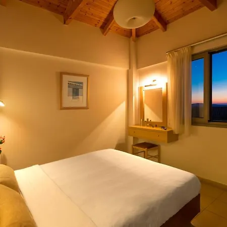Sleeps 2 Pool Air Con Wifi * Jálova